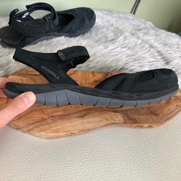Merrell sandals - Picture 3 of 10